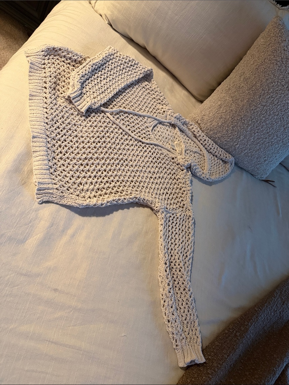 Nicole Miller Cream Open-Knit V-Neck Drawstring Sweater